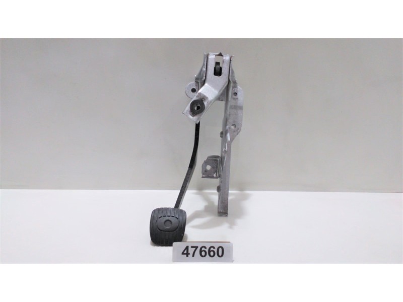 Recambio de pedal freno para nissan micra (k12e) acenta referencia OEM IAM CR12DE 47660 