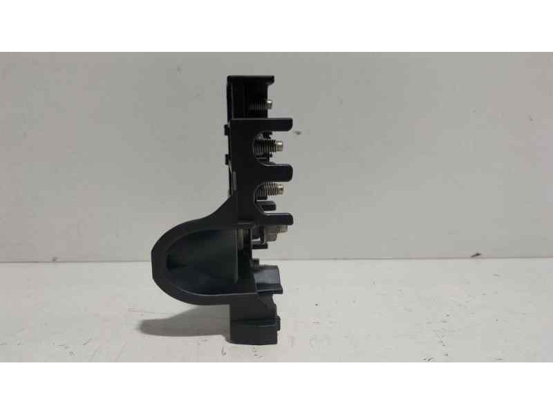 Recambio de caja reles / fusibles para audi a6 berlina (4f2) 3.0 tdi quattro (165kw) referencia OEM IAM 4F0941824 80884 