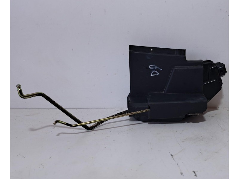 Recambio de cerradura puerta delantera derecha para hyundai tucson (jm) 2.0 crdi comfort (4wd) referencia OEM IAM 813202E000 765