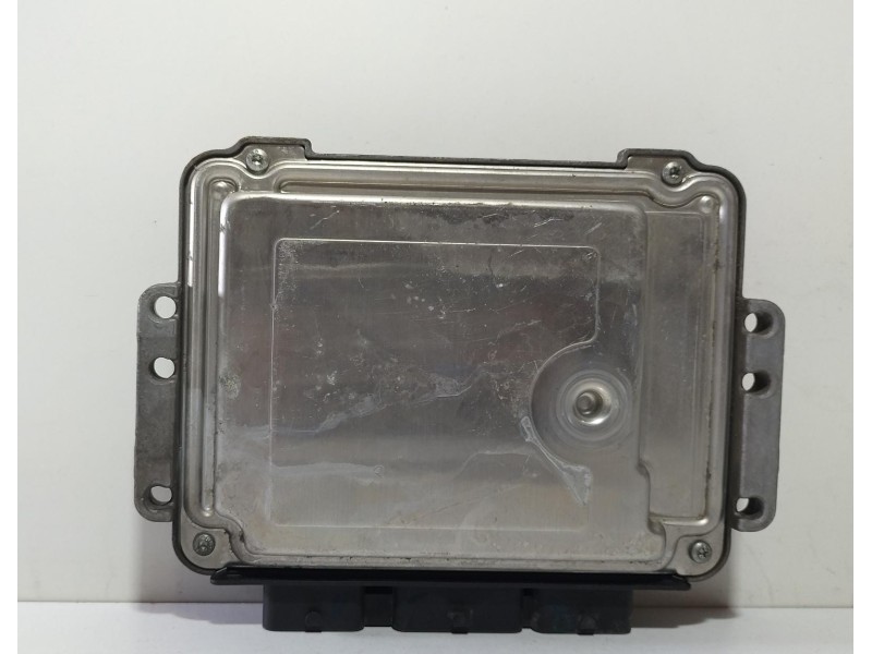 Recambio de centralita motor uce para renault megane ii berlina 3p confort expression referencia OEM IAM 8200391966 69537 R