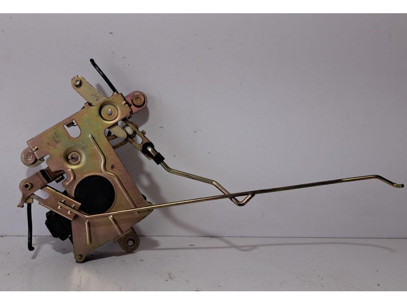 Recambio de cerradura maletero / porton para hyundai tucson (jm) 2.0 crdi comfort (4wd) referencia OEM IAM D4EA 76574 R