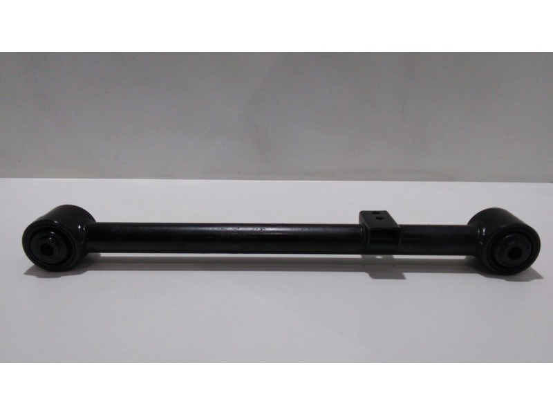 Recambio de brazo suspension inferior trasero derecho para ssangyong korando 2.3 tdi referencia OEM IAM OM661LA 47684 