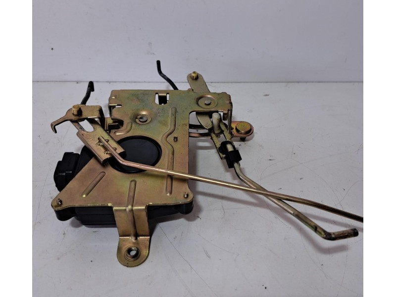 Recambio de cerradura maletero / porton para hyundai tucson (jm) 2.0 crdi comfort (4wd) referencia OEM IAM D4EA 76574 R