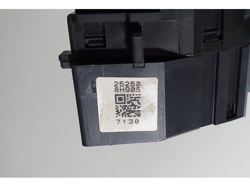 Recambio de mando limpia para nissan x-trail (t30) 2.2 16v turbodiesel cat referencia OEM IAM 252608H905 66863 