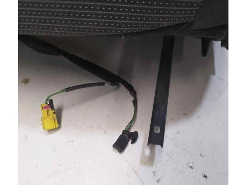 Recambio de juego asientos completo para seat leon (5f1) reference referencia OEM IAM DDY 85957 