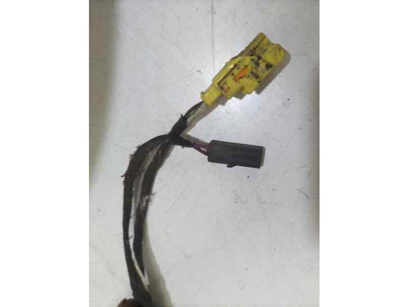 Recambio de asiento delantero derecho para seat leon (1p1) comfort limited referencia OEM IAM BXE 85958 