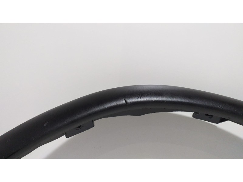 Recambio de aletin trasero izquierdo para ford maverick (ml) glx referencia OEM IAM 938290F000 55571 