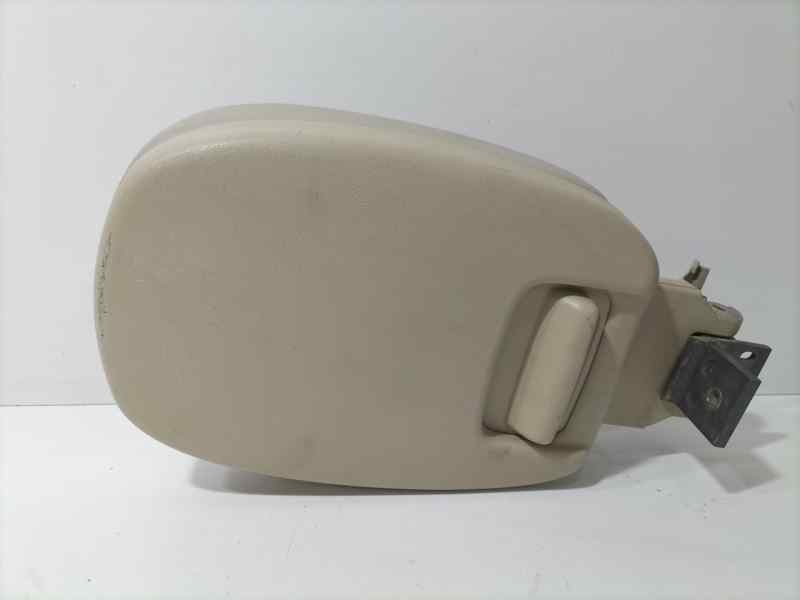 Recambio de apoyabrazos central para land rover discovery (lt) td5 referencia OEM IAM 10P 82789 