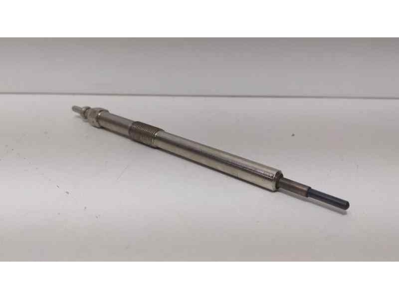Recambio de calentadores para nissan pathfinder (r51) 2.5 dci diesel cat referencia OEM IAM 8200561251 85960  Recambio de calentadores para nissan pathfinder (r51) 2.5 dci diesel cat referencia OEM IAM 8200561251 85960
