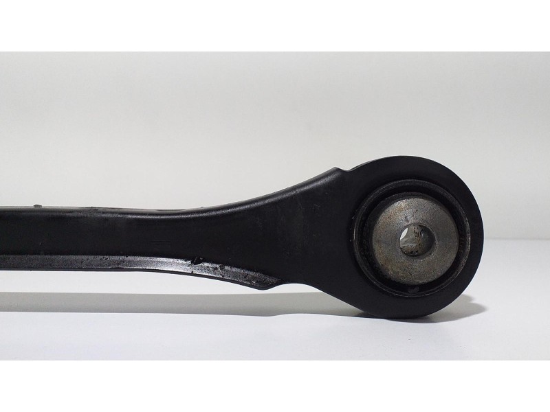 Recambio de brazo suspension superior trasero derecho para bmw serie 1 lim. (f20) 116d referencia OEM IAM 6792519 59761 