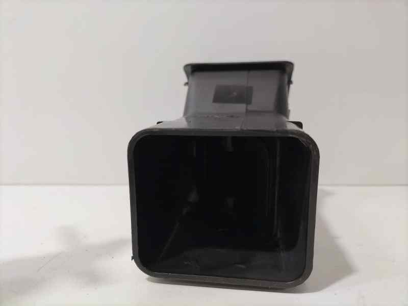 Recambio de rejilla aireadora para land rover discovery (lt) td5 referencia OEM IAM 10P 82799 