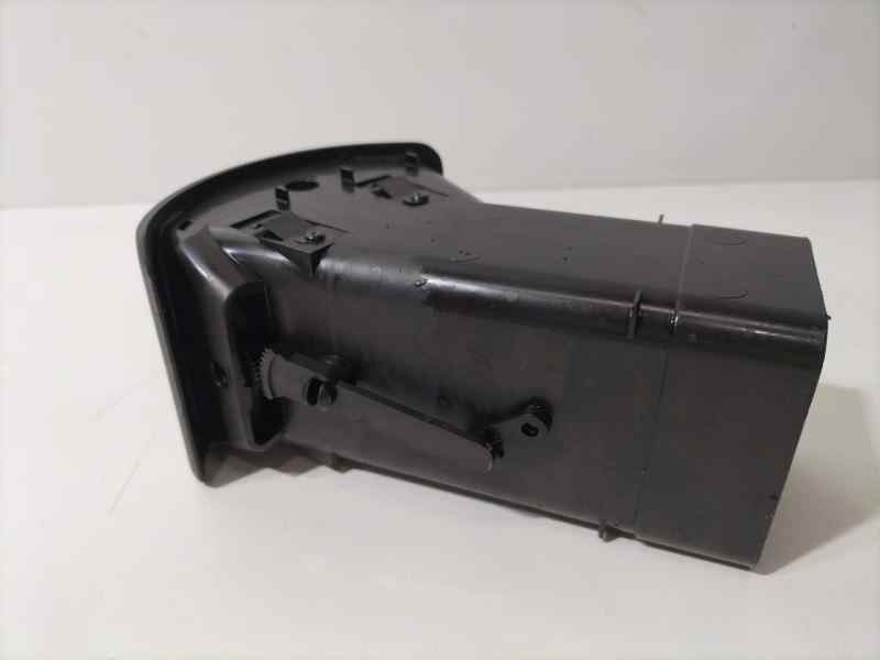 Recambio de rejilla aireadora para land rover discovery (lt) td5 referencia OEM IAM 10P 82799 