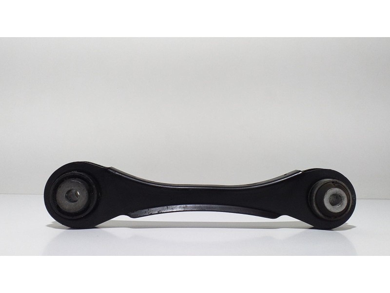 Recambio de brazo suspension superior trasero izquierdo para bmw serie 1 lim. (f20) 116d referencia OEM IAM 6792517 59765 
