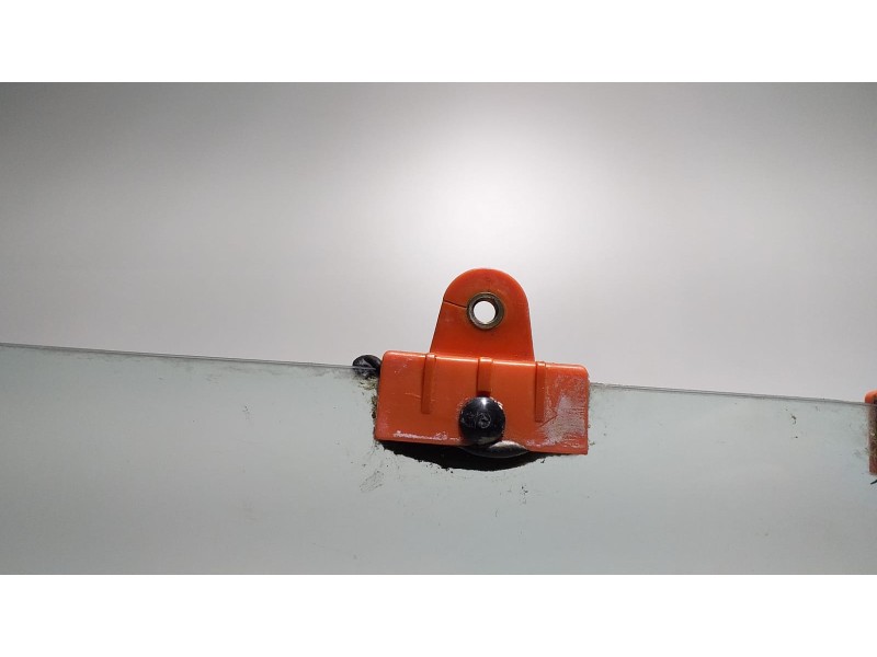 Recambio de luna trasera izquierda para ford maverick (ml) glx referencia OEM IAM TD27 55587 