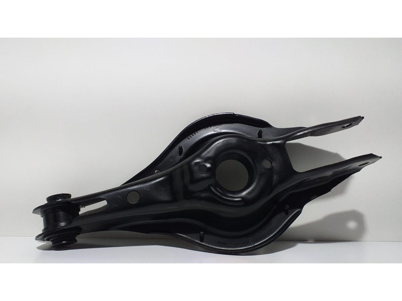 Recambio de brazo suspension inferior trasero derecho para bmw serie 1 lim. (f20) 116d referencia OEM IAM 33326792541 59769 
