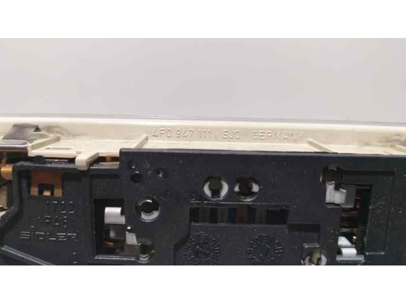 Recambio de luz interior para audi a6 berlina (4f2) 3.0 tdi quattro (165kw) referencia OEM IAM 4F0947111 81007 