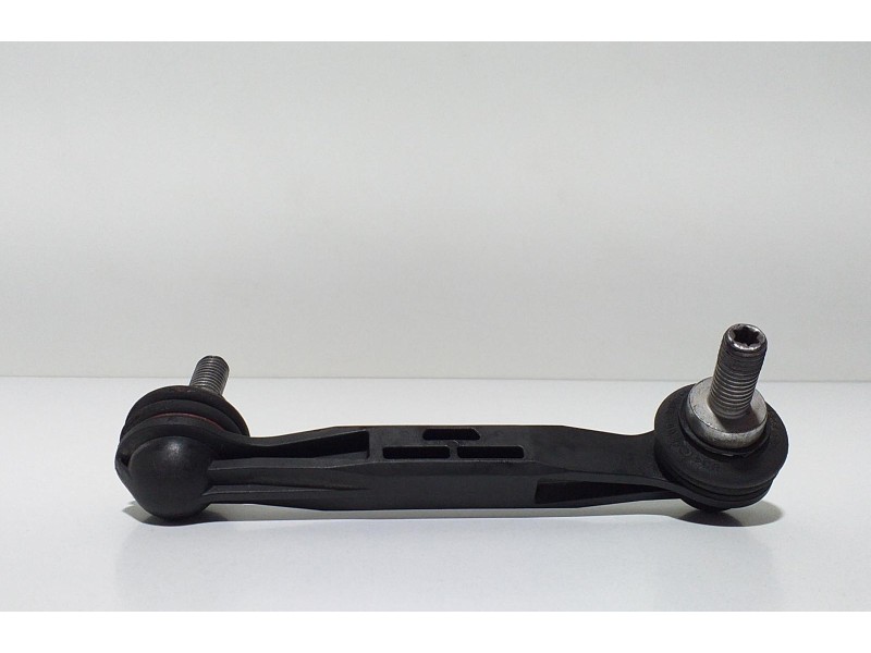 Recambio de bieleta estabilizadora trasera izquierda para bmw serie 1 lim. (f20) 116d referencia OEM IAM N47D20C 59775 