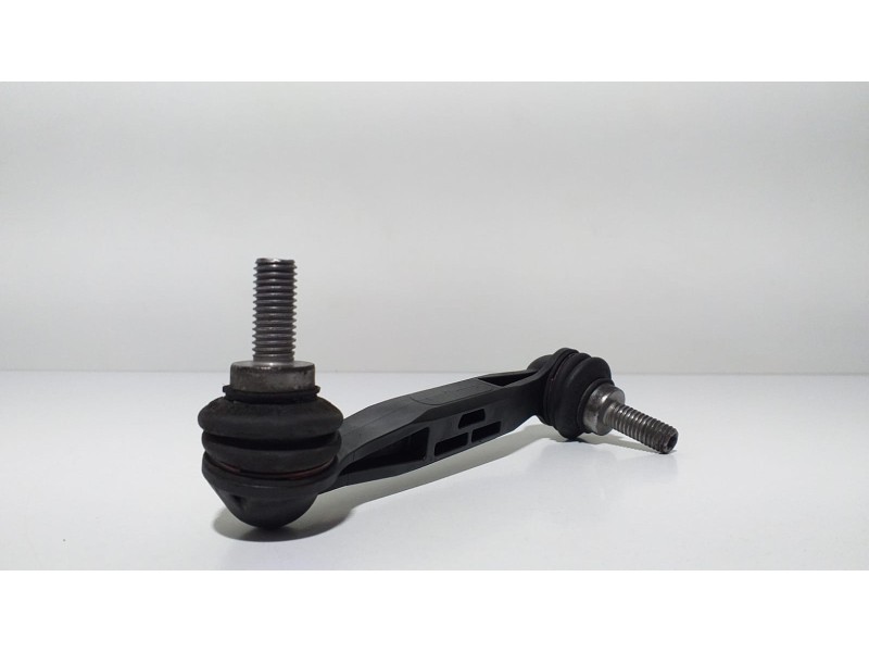 Recambio de bieleta estabilizadora trasera izquierda para bmw serie 1 lim. (f20) 116d referencia OEM IAM N47D20C 59775 