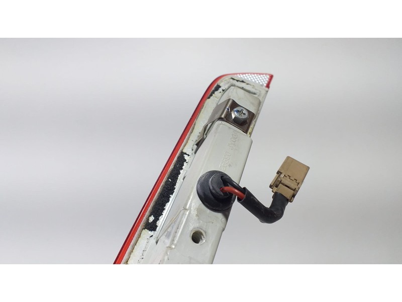 Recambio de luz central de freno para renault koleos dynamique referencia OEM IAM 26590JY00A 69610 