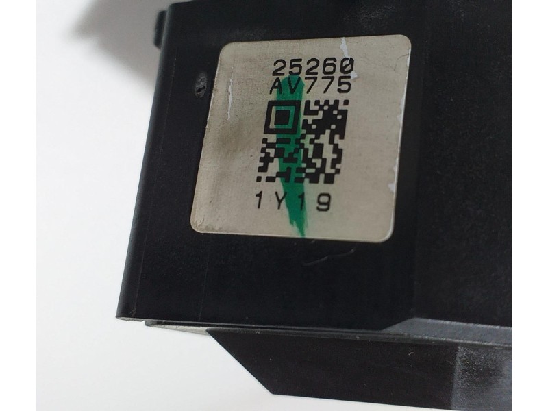 Recambio de mando limpia para nissan terrano/terrano.ii (r20) comfort referencia OEM IAM 25260AV775 59804 