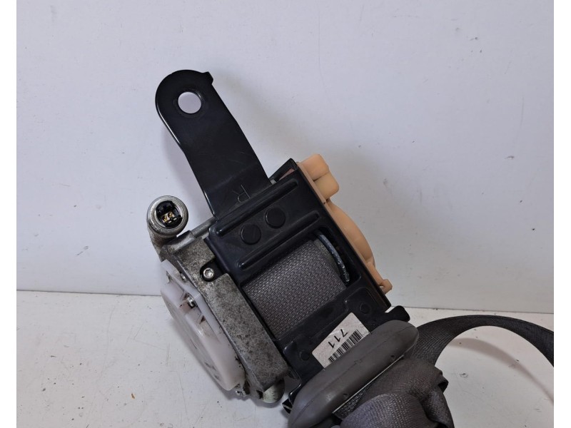 Recambio de cinturon seguridad delantero derecho para hyundai tucson (jm) 2.0 crdi comfort (4wd) referencia OEM IAM C9259N 76595
