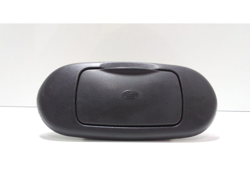 Recambio de cenicero para ssangyong korando 2.3 tdi referencia OEM IAM 7737306003 47723 