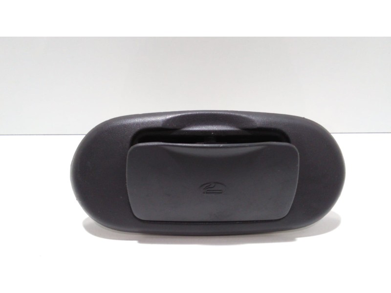 Recambio de cenicero para ssangyong korando 2.3 tdi referencia OEM IAM 7737306003 47723 