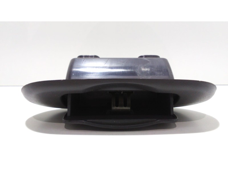 Recambio de cenicero para ssangyong korando 2.3 tdi referencia OEM IAM 7737306003 47723 