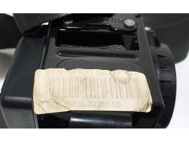 Recambio de cinturon seguridad trasero derecho para kia sportage concept 4x2 referencia OEM IAM 898203U200ED 59849 