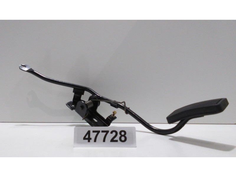 Recambio de pedal acelerador para ssangyong korando 2.3 tdi referencia OEM IAM OM661LA 47728 