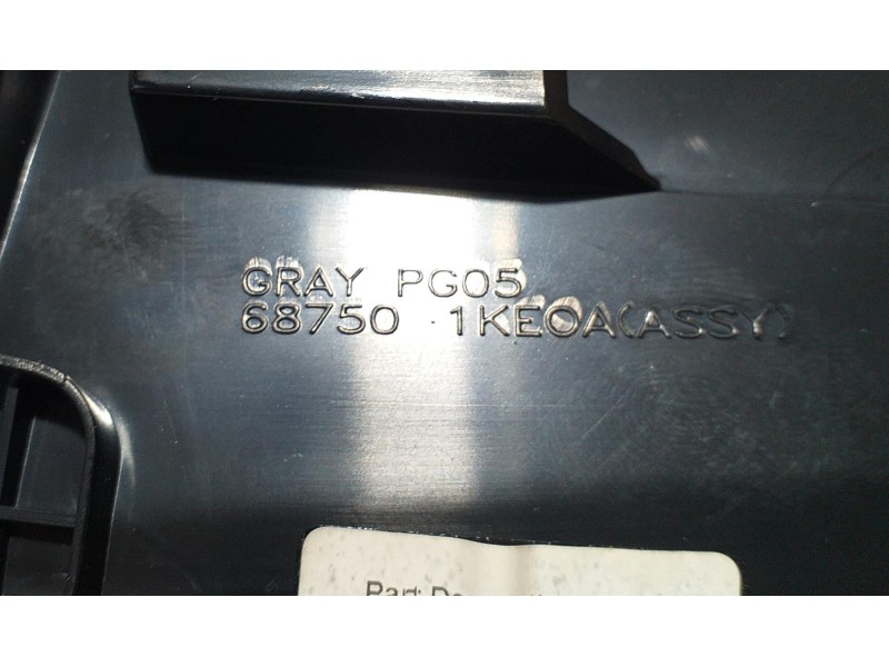 Recambio de rejilla aireadora para nissan juke (f15) acenta referencia OEM IAM 687501KE0A 69642 