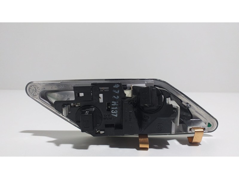 Recambio de luz interior para bmw serie 3 berlina (e46) 325i referencia OEM IAM 8375586 55634 