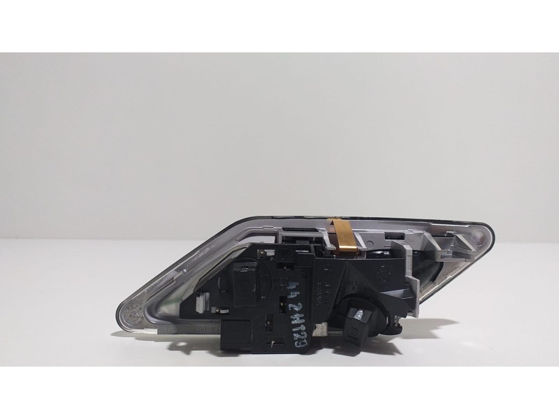 Recambio de luz interior para bmw serie 3 berlina (e46) 325i referencia OEM IAM 8375585 55635 