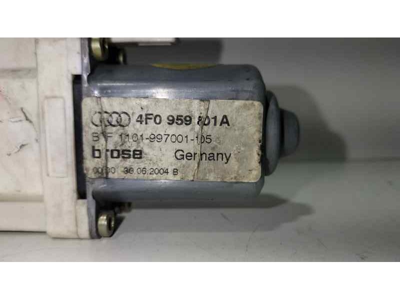 Recambio de motor elevalunas trasero izquierdo para audi a6 berlina (4f2) 3.0 tdi quattro (165kw) referencia OEM IAM 4F0959801A 