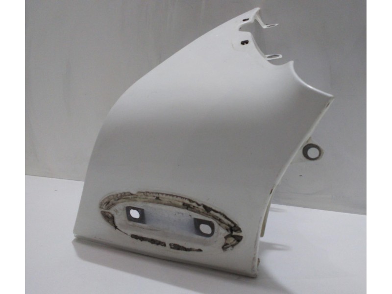 Recambio de aleta delantera izquierda para ssangyong korando 2.3 tdi referencia OEM IAM 0M661LA 47775 