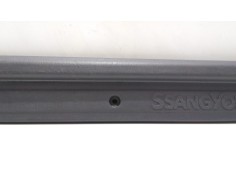 Recambio de guarnecido puerta delantera izquierda para ssangyong korando 2.3 tdi referencia OEM IAM 0M661LA 47779  2
