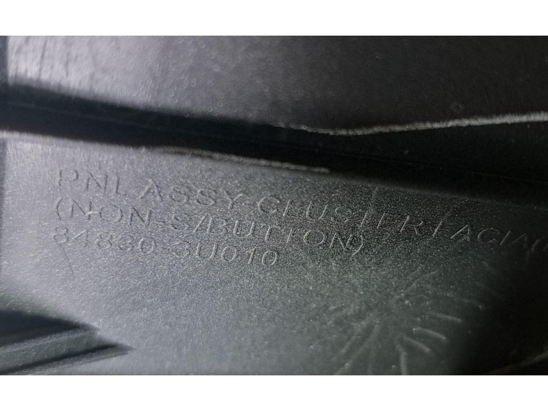 Recambio de cuadro instrumentos para kia sportage concept 4x2 referencia OEM IAM 848303U010 76608 R