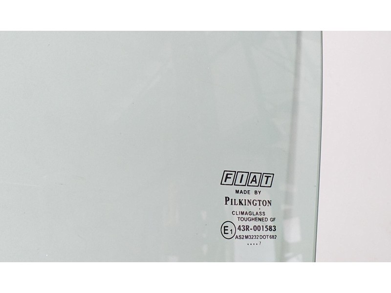 Recambio de luna trasera izquierda para fiat grande punto (199) 1.3 16v multijet active (66kw) (01.2007) referencia OEM IAM 199A