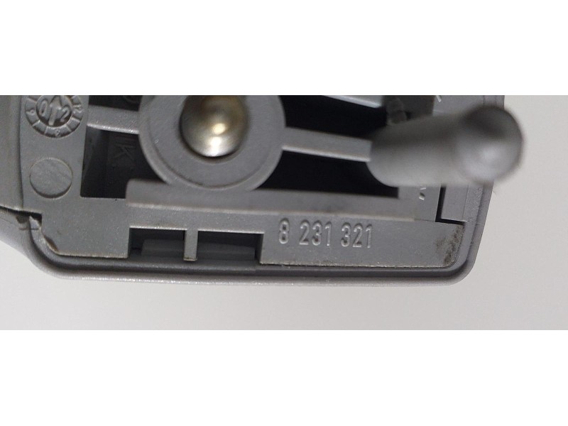 Recambio de maneta interior delantera derecha para bmw serie 3 berlina (e46) 325i referencia OEM IAM 8231321 55657 
