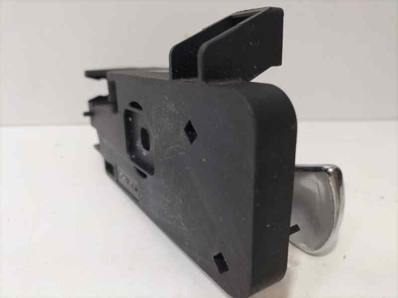 Recambio de maneta interior trasera derecha para jaguar s-type referencia OEM IAM XR835424994 82827 