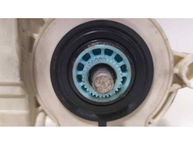 Recambio de motor elevalunas trasero izquierdo para audi a6 berlina (4f2) 3.0 tdi quattro (165kw) referencia OEM IAM 4F0959801B 