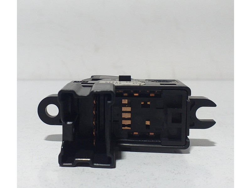 Recambio de mando elevalunas trasero izquierdo para nissan juke (f15) acenta referencia OEM IAM 254111KL5A 69670 