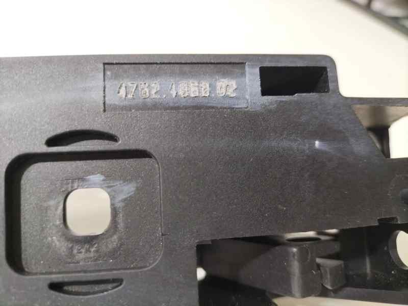 Recambio de maneta interior trasera derecha para jaguar s-type referencia OEM IAM XR835424994 82827 