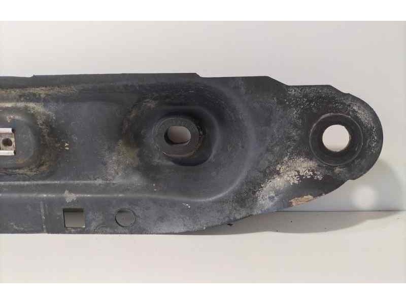Recambio de travesaño inferior para citroën c4 berlina collection referencia OEM IAM 9HX 86037 