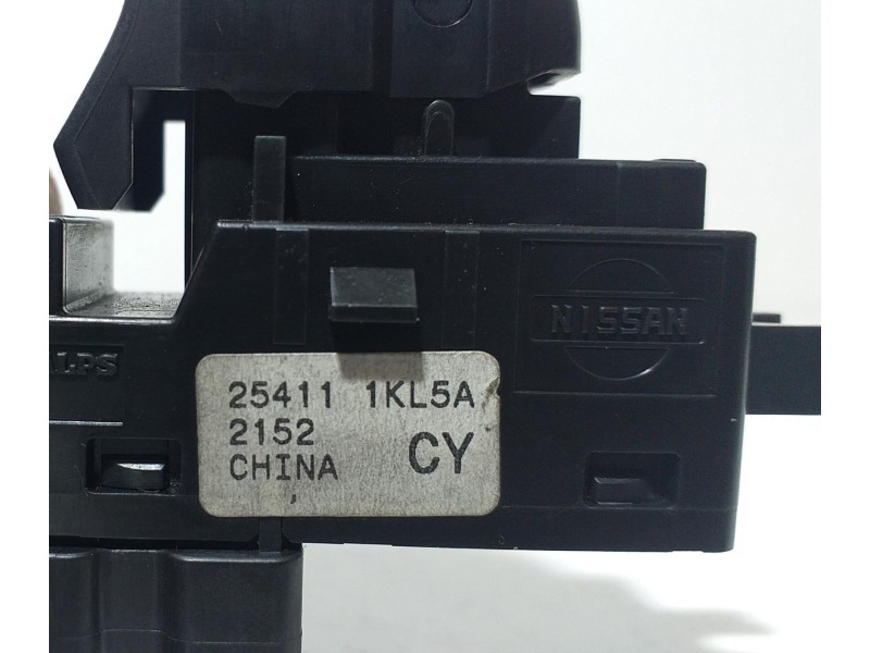 Recambio de mando elevalunas trasero derecho para nissan juke (f15) acenta referencia OEM IAM 254111KL5A 69672 