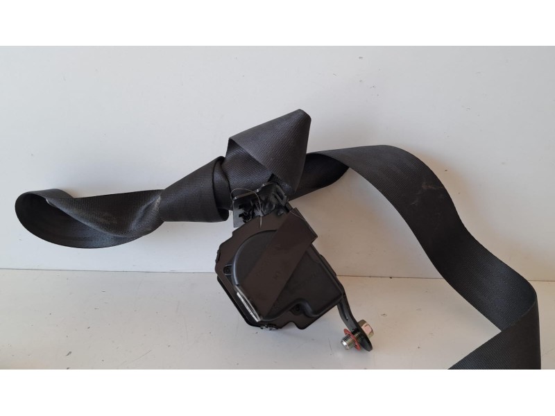 Recambio de cinturon seguridad trasero central para kia sportage concept 4x2 referencia OEM IAM 898503U200WK 76616 R