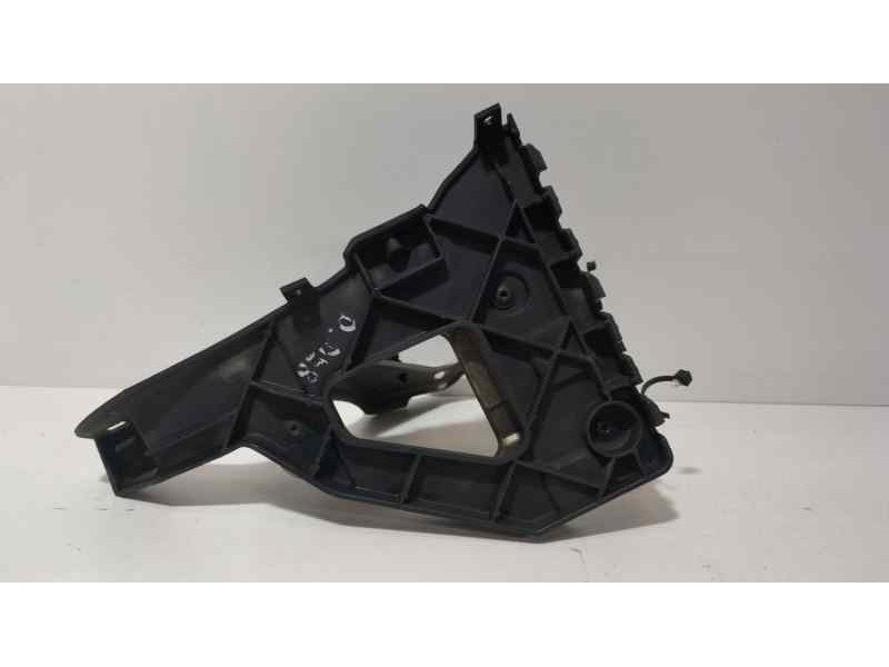 Recambio de guia paragolpes delantera derecha para audi a6 berlina (4f2) 3.0 tdi quattro (165kw) referencia OEM IAM 4F0821136 80