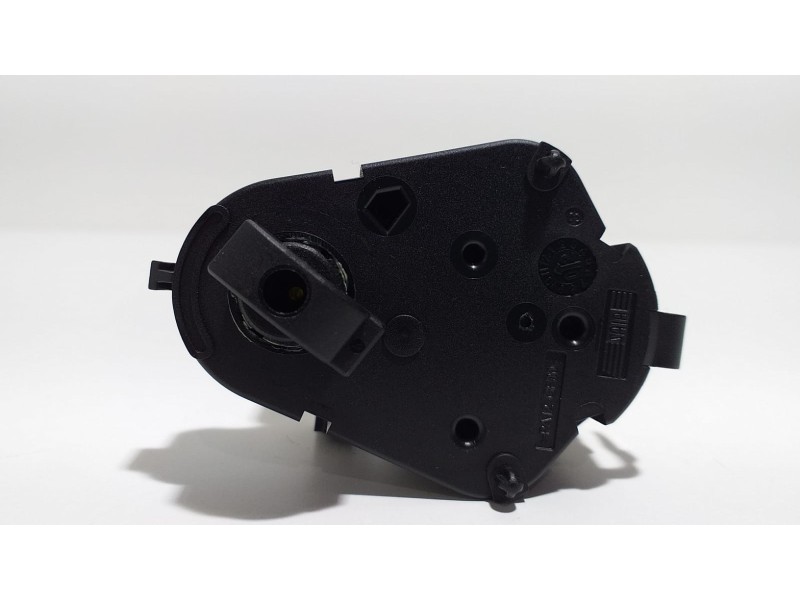 Recambio de motor apertura trampillas climatizador para bmw serie 3 berlina (e46) 325i referencia OEM IAM 6912522 55672 