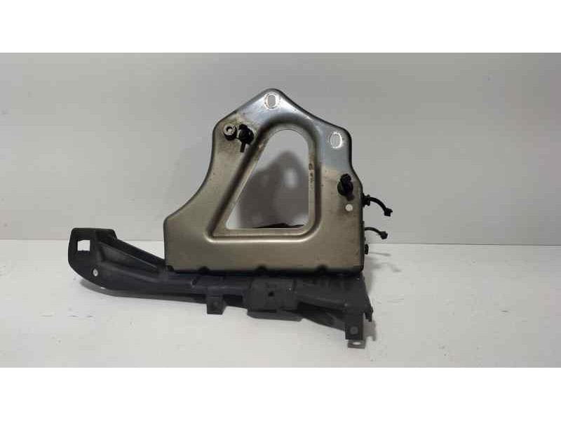 Recambio de guia paragolpes delantera derecha para audi a6 berlina (4f2) 3.0 tdi quattro (165kw) referencia OEM IAM 4F0821136 80