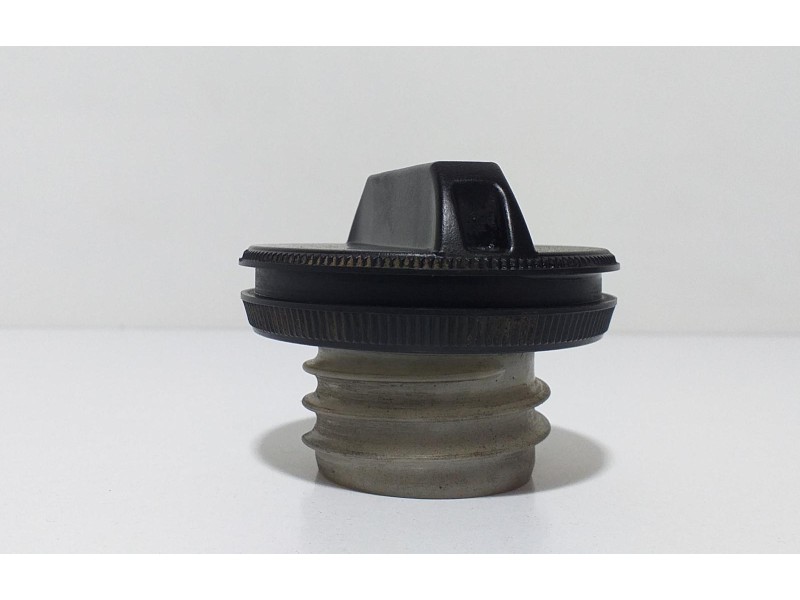 Recambio de tapon combustible para nissan terrano/terrano.ii (r20) comfort referencia OEM IAM TD27TI 59908 